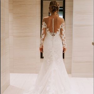 Wedding dress Casablanca wisteria